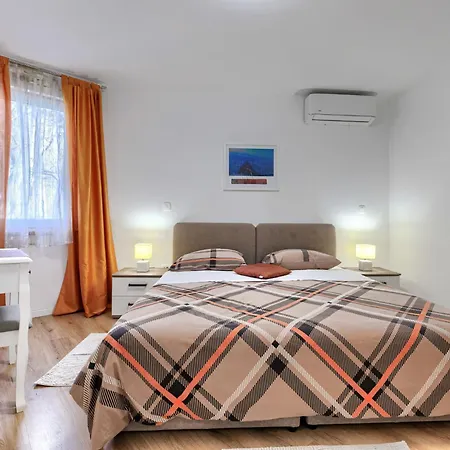 Appartement Center Sea By Interhome *