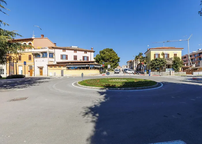 Center Sea By Interhome Apartment Poreč