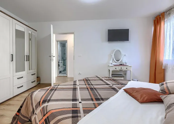 Center Sea By Interhome * Poreč